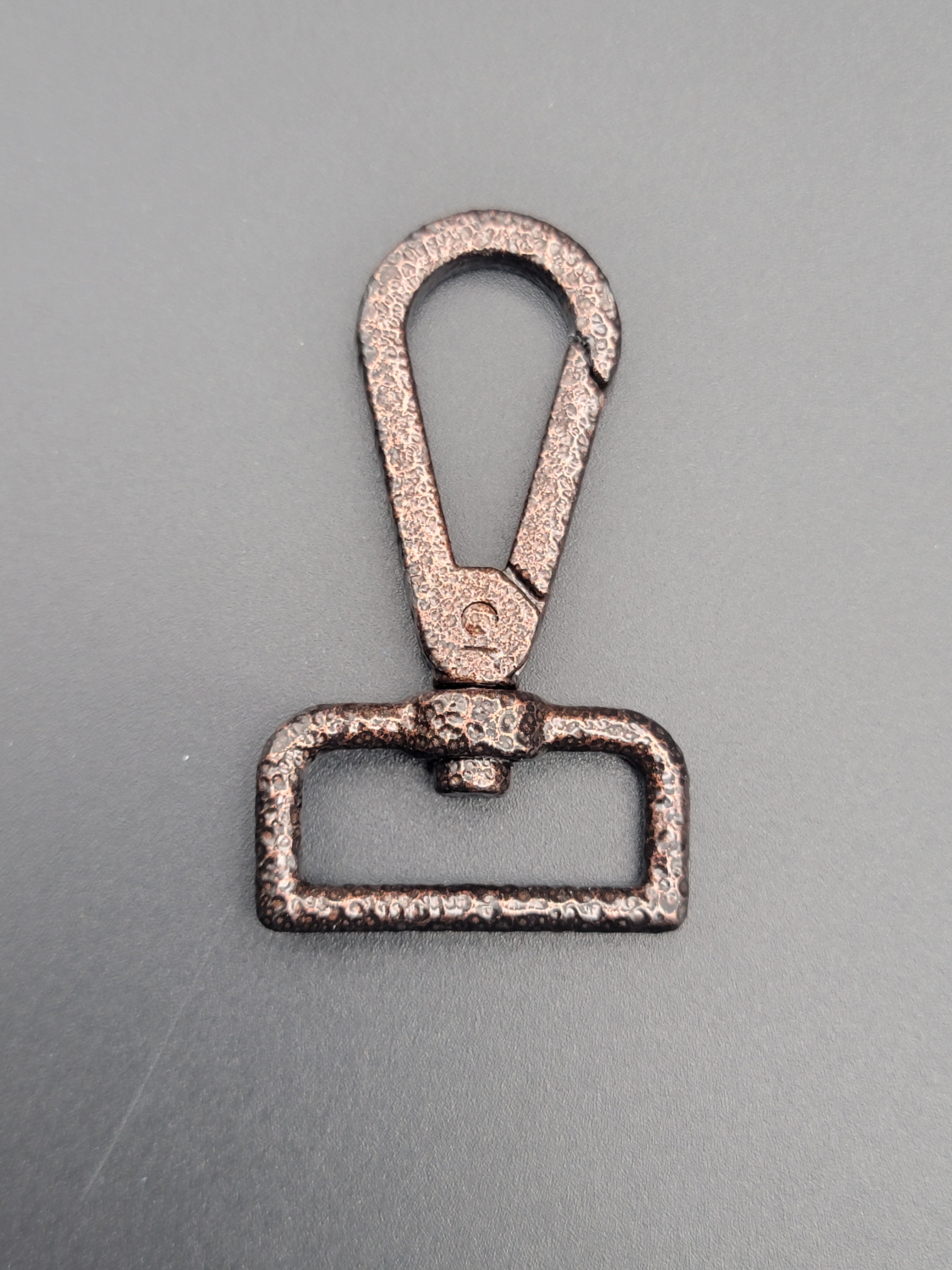 ASTRO - 1" SWIVEL HOOK - Mars - 20 Count